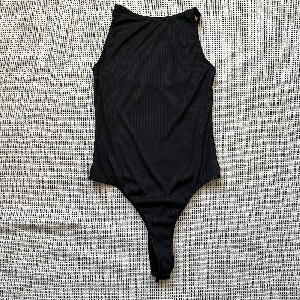 Black Ribbed Fitted Square Neck Bodysuit Size Medium